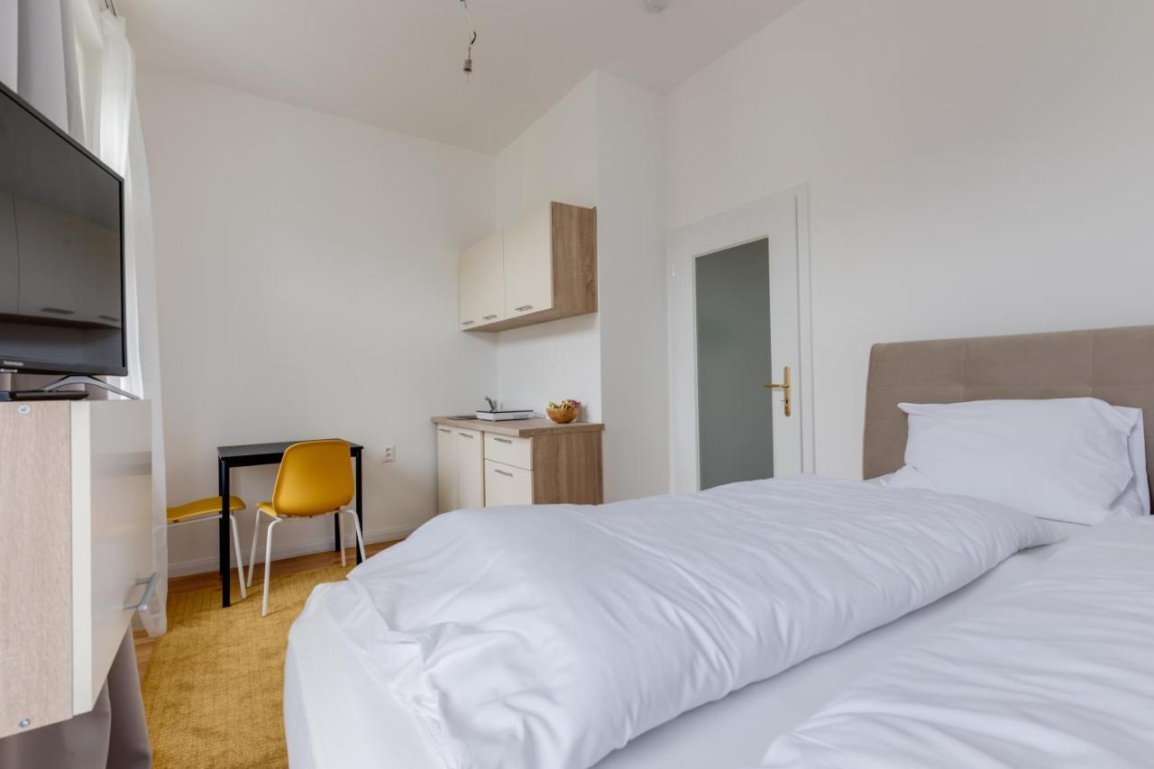 Jt'S Apartments Spanelska Str. Praha Exteriér fotografie